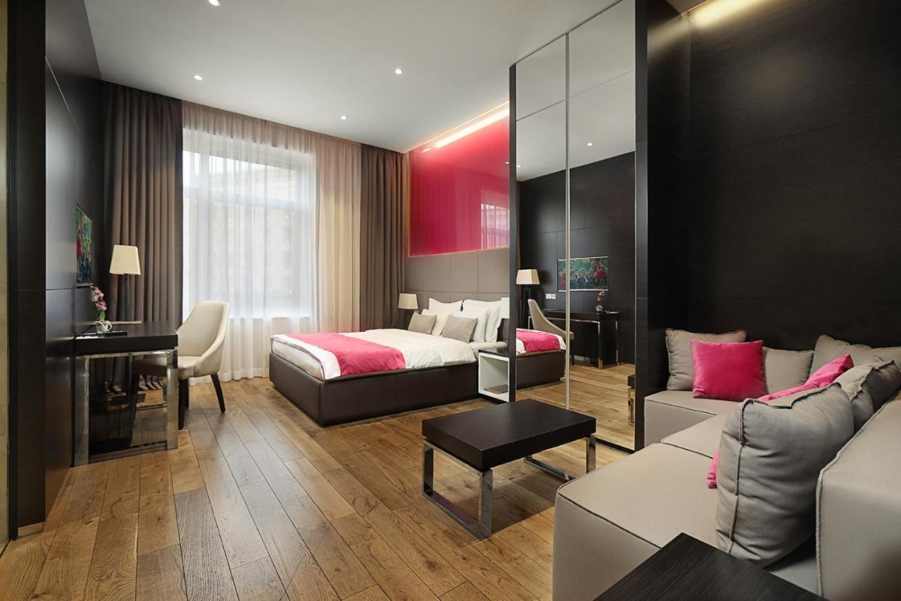 Maccani Black Luxury Suites Belgrado Exterior foto