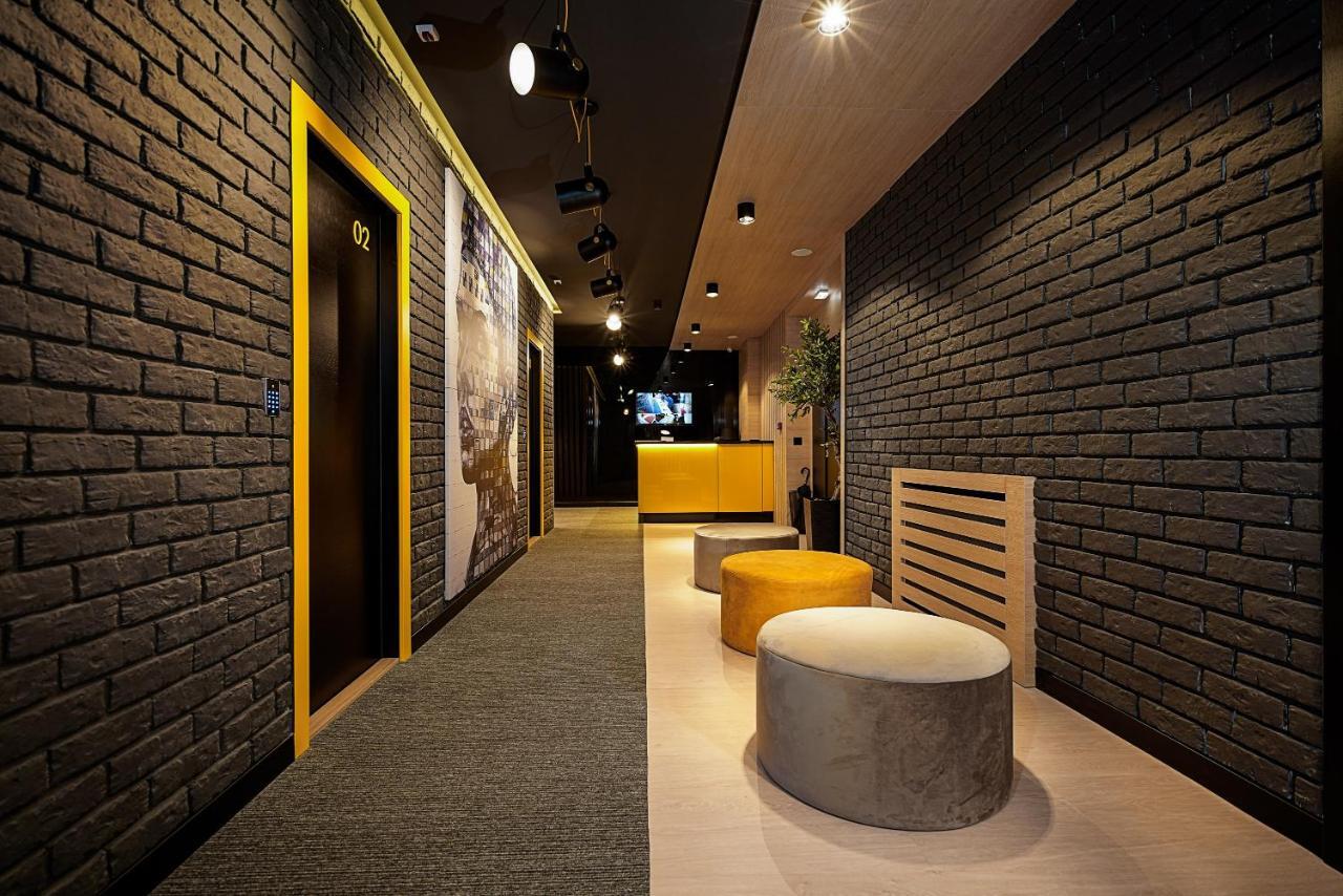Maccani Black Luxury Suites Belgrado Exterior foto