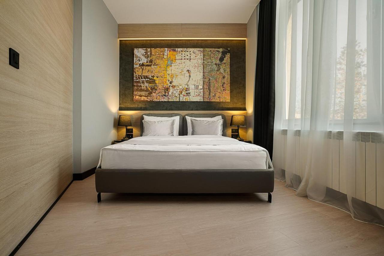 Maccani Black Luxury Suites Belgrado Exterior foto