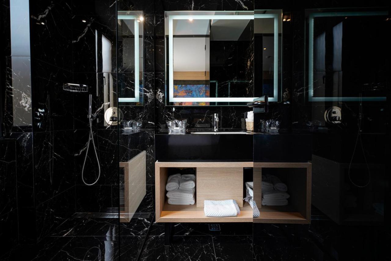 Maccani Black Luxury Suites Belgrado Exterior foto