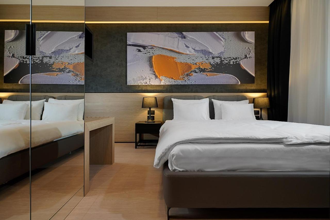 Maccani Black Luxury Suites Belgrado Exterior foto